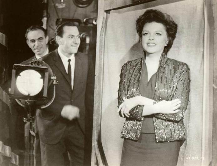 I Could Go on Singing1963Ronald NeameJudy Garland