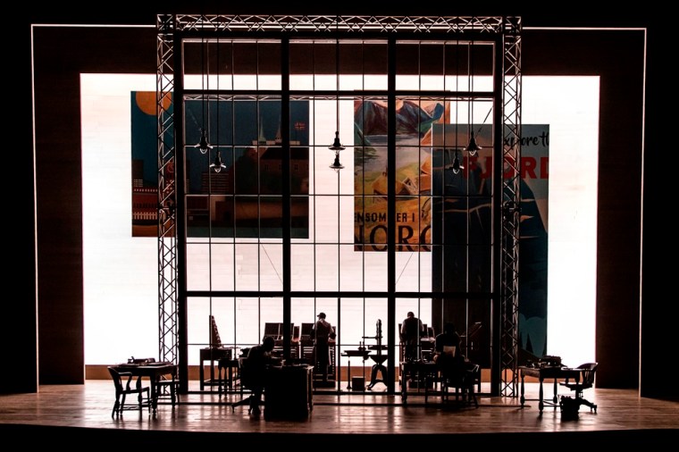 image 2 cast and set [Liz Lauren]